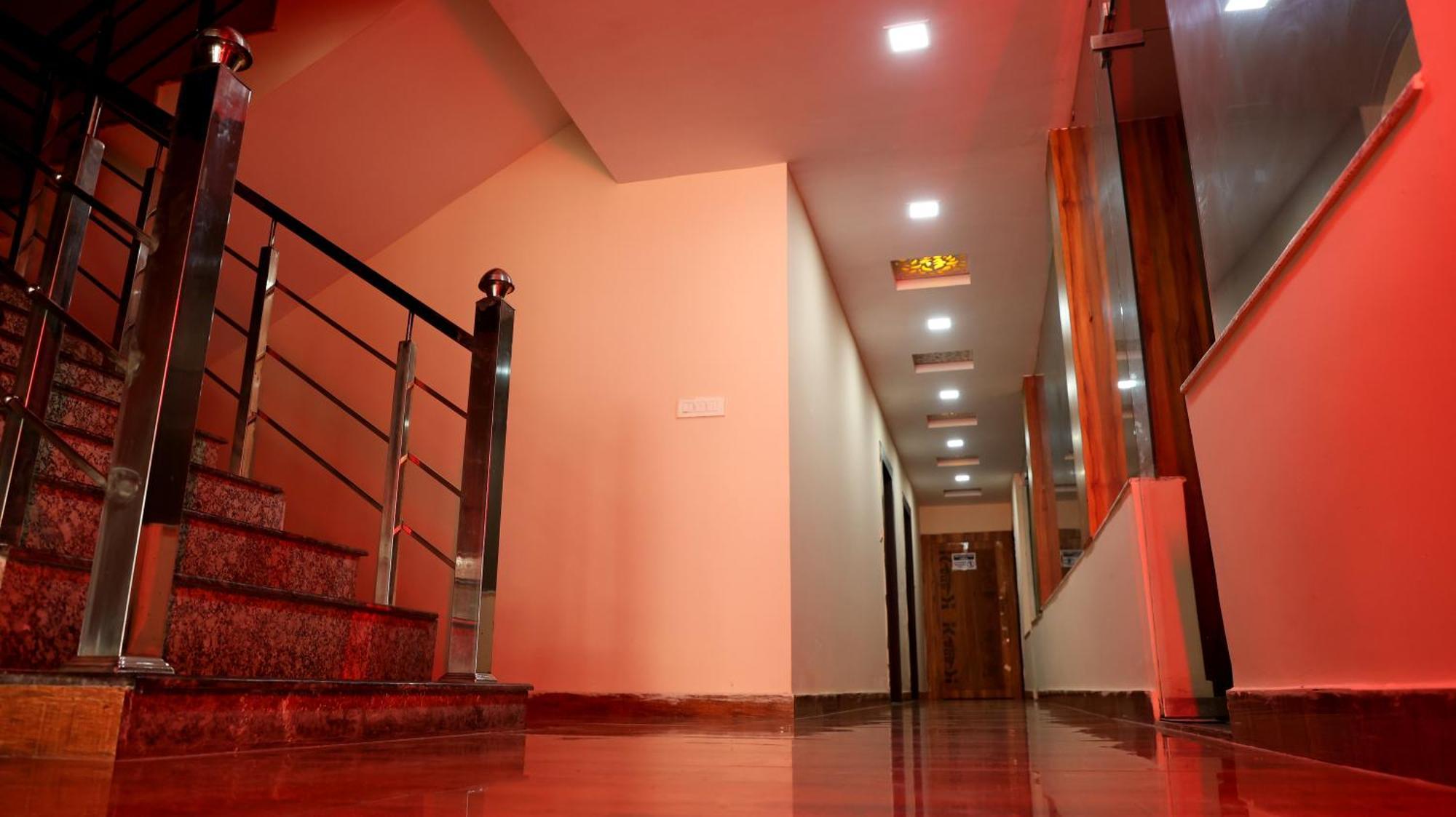 Hotel Blue Pine Харидвар Экстерьер фото